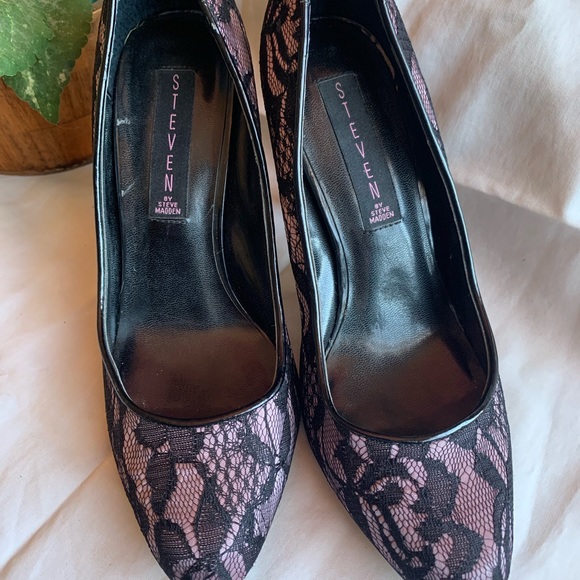 STEVE MADDENS Heels - Picture 2 of 8